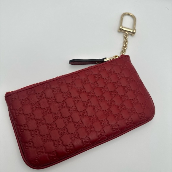 Gucci
Microguccissima Pattern Leather Pouch - Picture 2 of 11